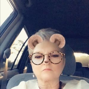 Meet your Posher, Sandra